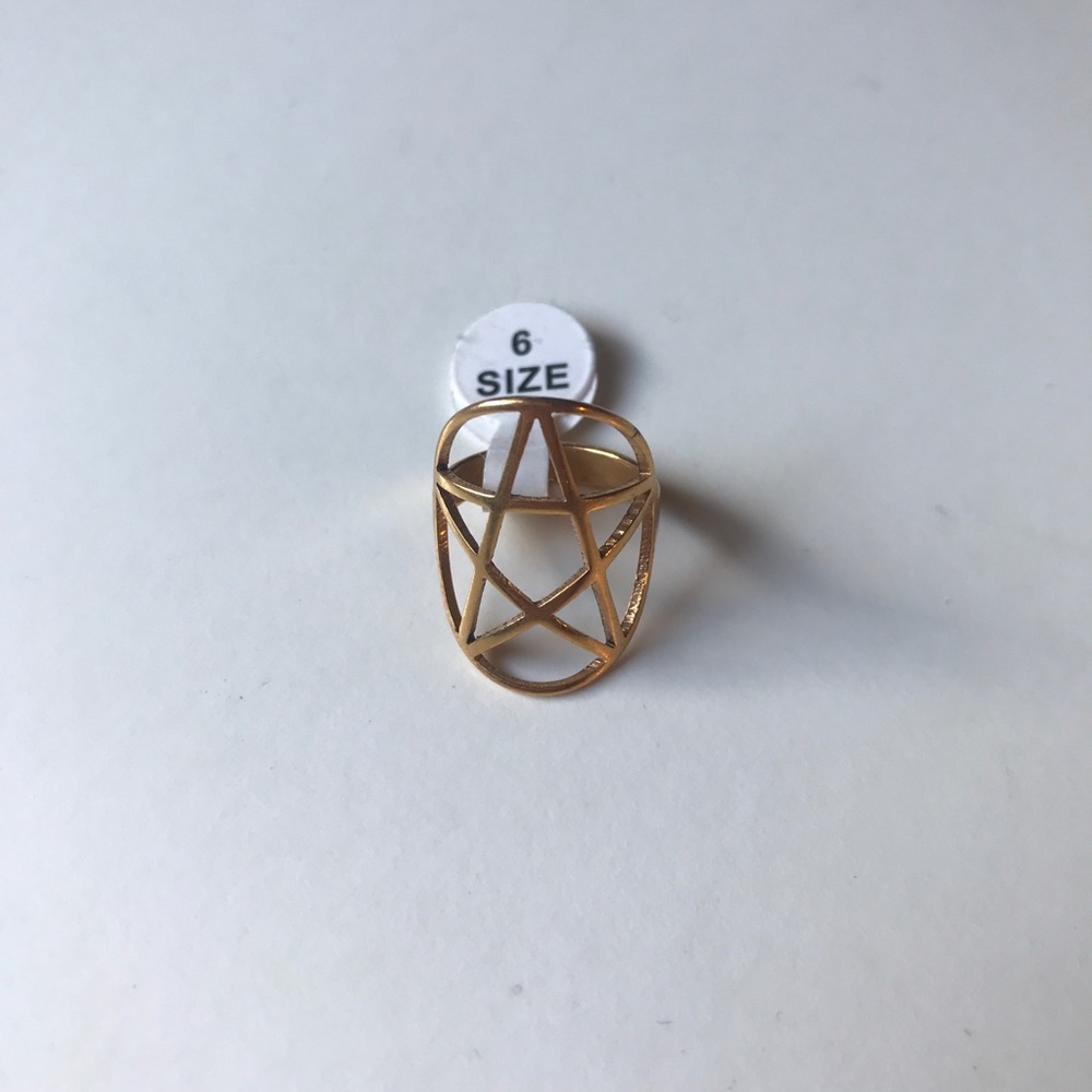 Killstar gold pentagram ring (size 6)